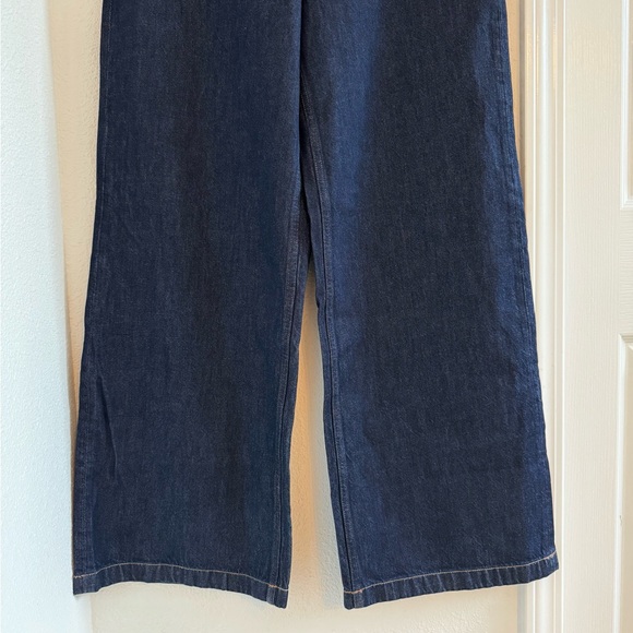 NWT Abercrombie & Fitch High Rise Wide Leg Trouser Jean in Rinse Wash - Picture 8 of 13